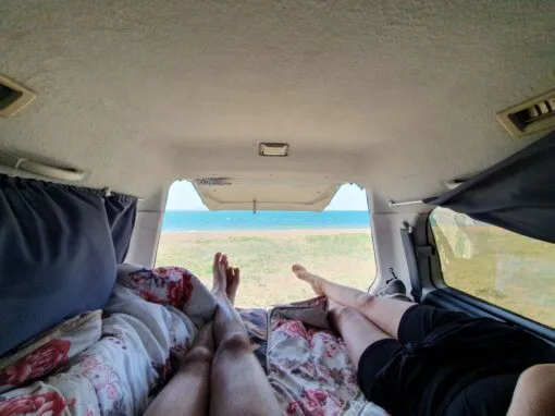 location-van-amenage-kyrgyzstan-igor-anna-7