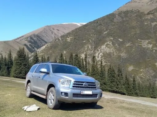 4x4-rental-kyrgyzstan-nick-sequoia-platinum-4