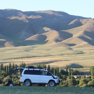 review igor anna rental kyrgyzstan van 2