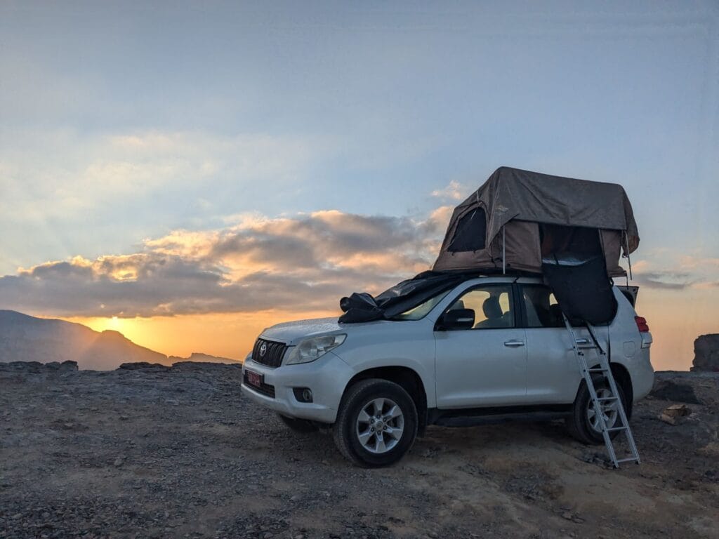 4x4-rental-in-oman-roof-tent-and-camping-equipment